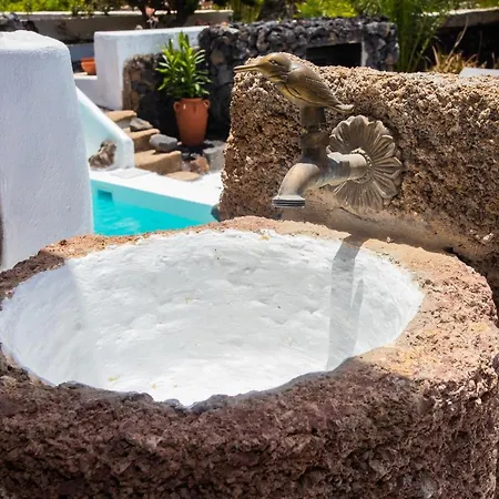 Eslanzarote Testeyna House, Heated Pool, Super Wifi, Sat Tv, View To The Volcanoes * Tias